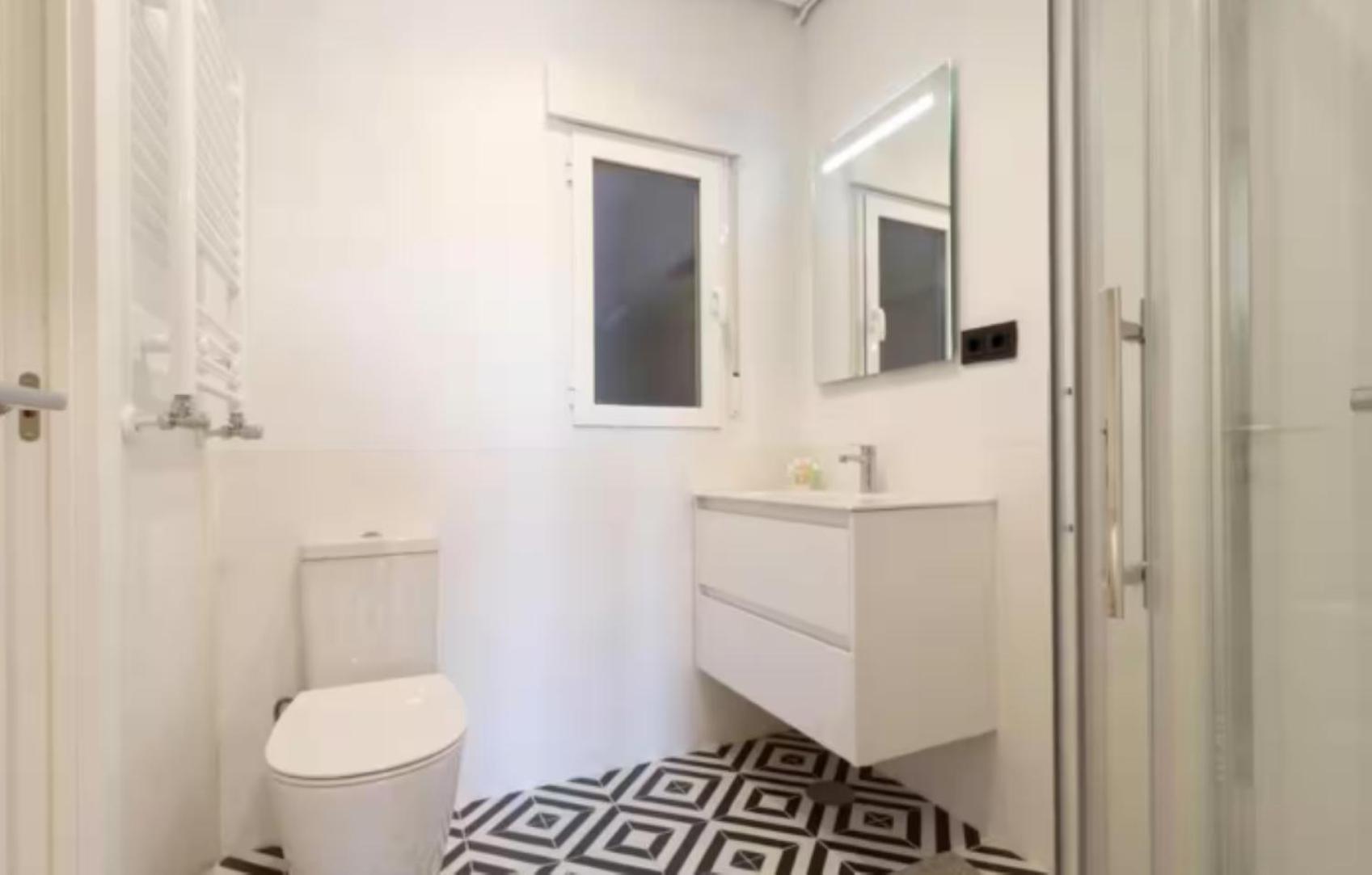 Diseno Moderno Y Confort En Puerta Del Angel Мадрид Экстерьер фото