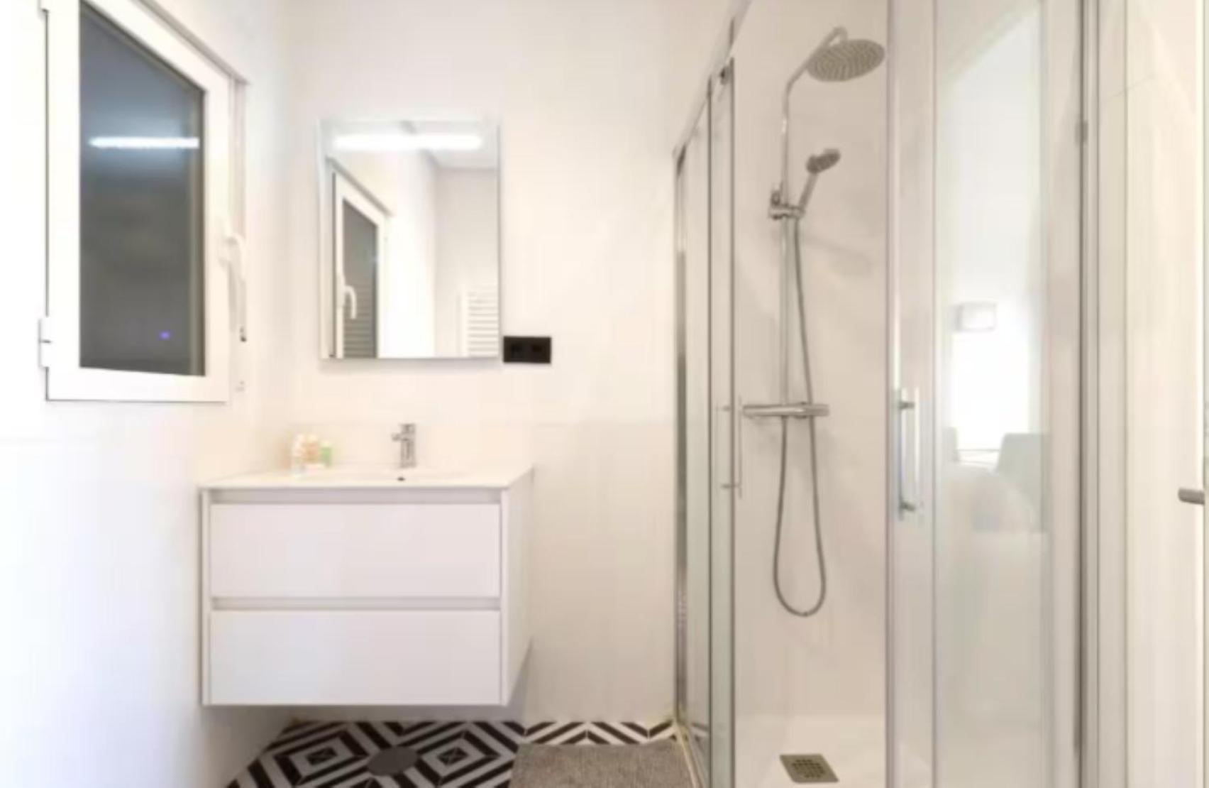 Diseno Moderno Y Confort En Puerta Del Angel Мадрид Экстерьер фото